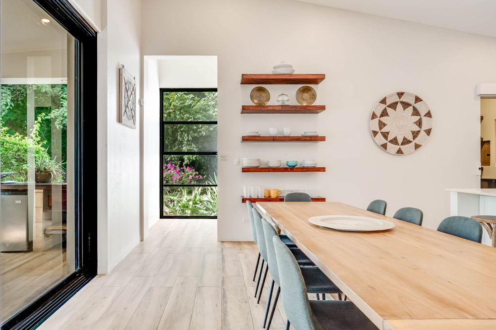 Dining room and open shelves