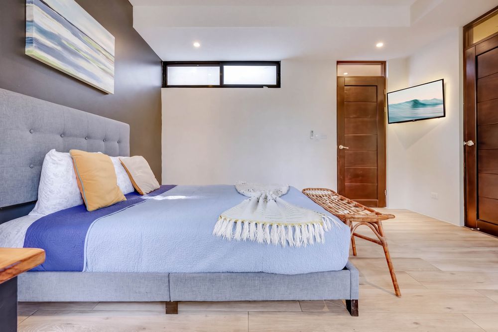 Twin suite, second view